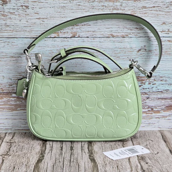 *NWT* COACH Teri Mini Crossbody Bag In Green Signature Leather With Heart Charm - Picture 3 of 12